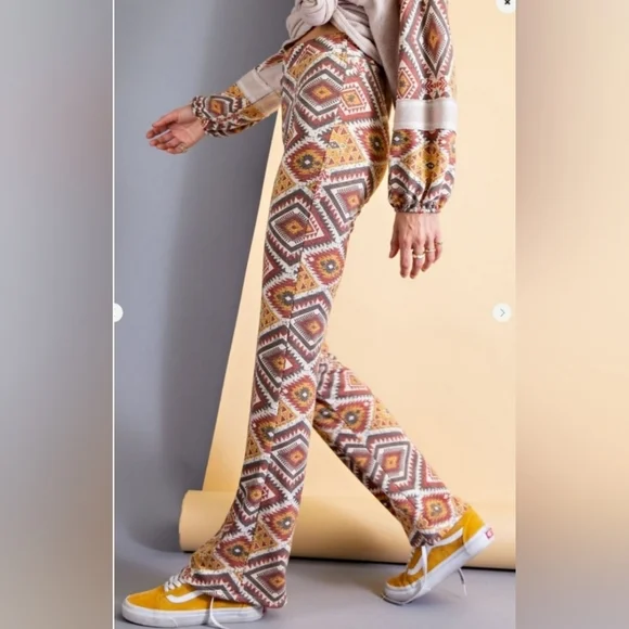 1 left 🔥! Easel Know It All Aztec Print Lounge Pants - Picture 5 of 5
